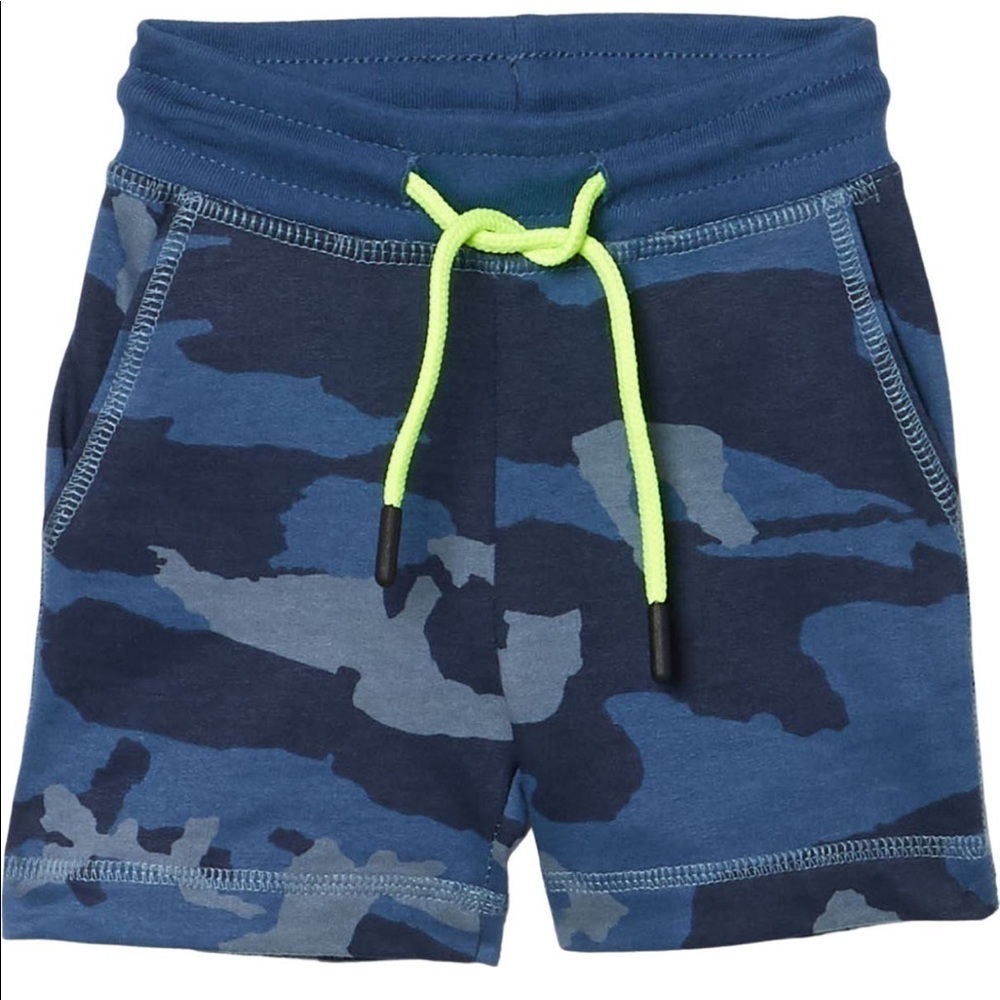 Sovereign code camo shorts baby Size 12 months nwt